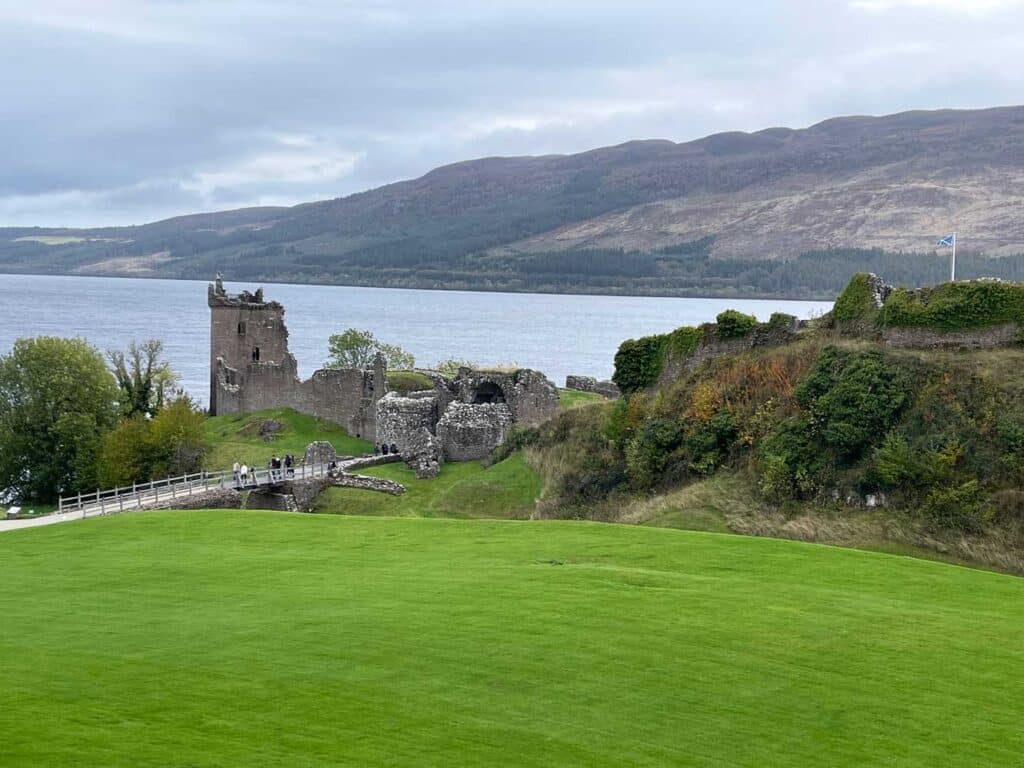 urquhart castle am loch ness burgruine