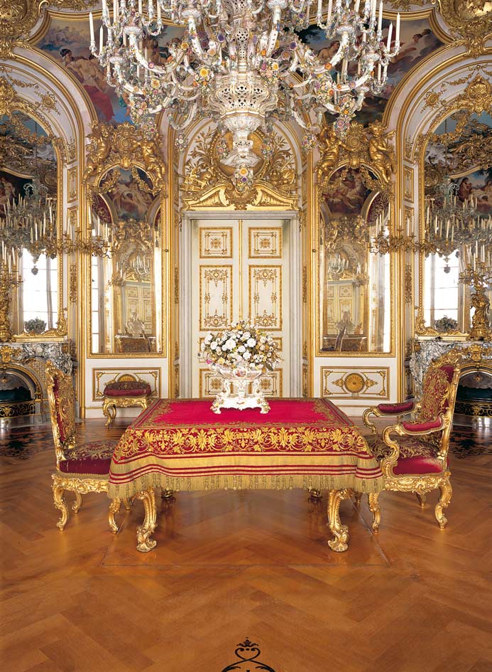 Herrenchiemsee Neues Schloss Speisesaal Foto Rainer Herrmann Ulrich Pfeuffer Maria Scherf DE001146a