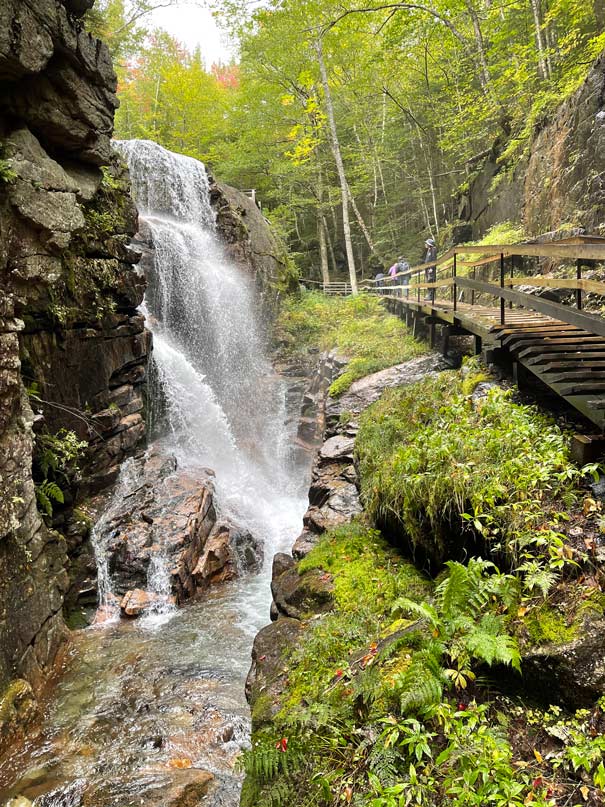 neuengland sehenswuerdigkeiten flume gorge