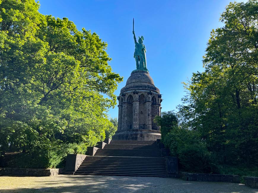 teutoburger wald sehenswuerdigkeiten hermannsdenkmal