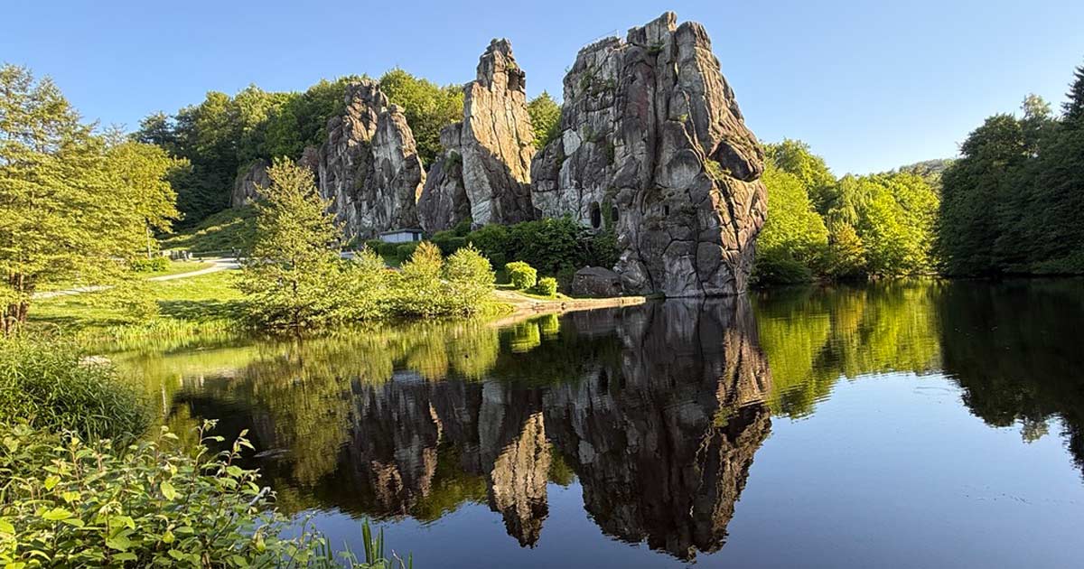 Du betrachtest gerade Teutoburger Wald: Unsere Route zu Externsteinen, Hermannsdenkmal und weiteren Sehenswürdigkeiten