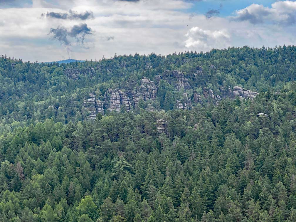 oberlausitz landschaft mit wäldern