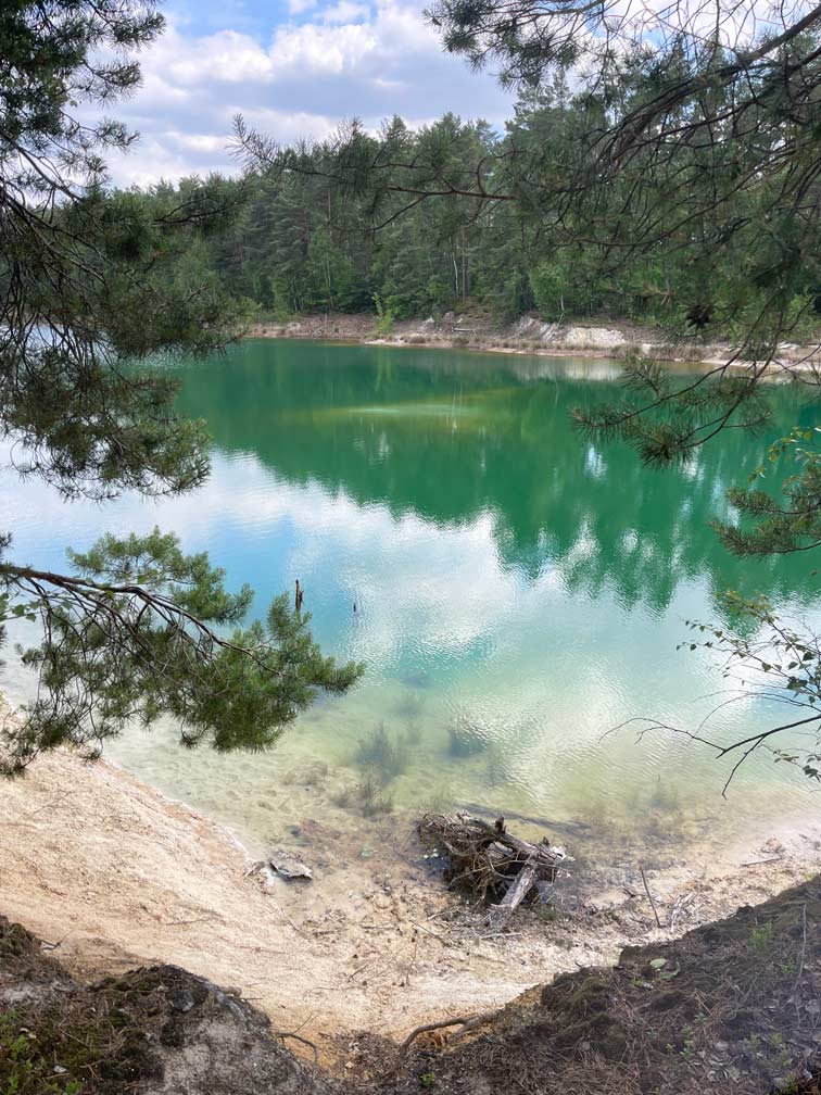 seenlandschaft der oberlausitz nach ehemaligem tagebau