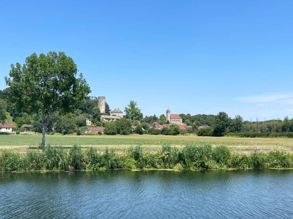 kirche mir burg an der saone