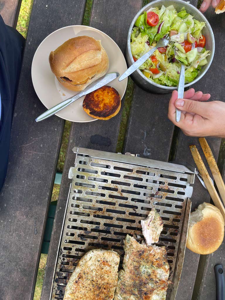 grillen beim camping